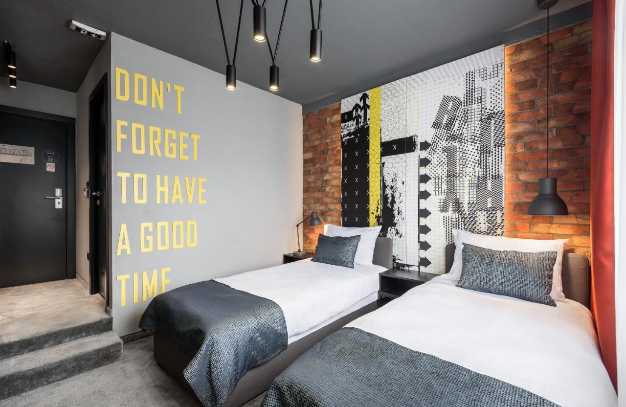 7 Rooms Suites Belgrado Esterno foto