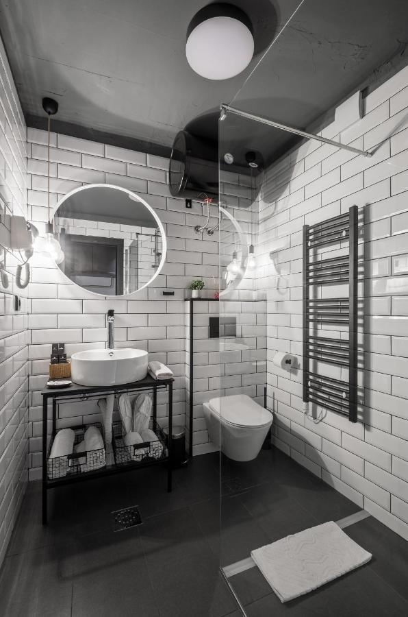 7 Rooms Suites Belgrado Esterno foto